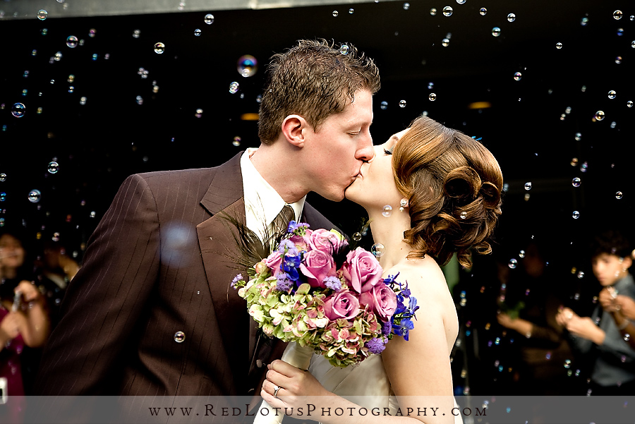 022110-pittsburgh-wedding-bubbles-02
