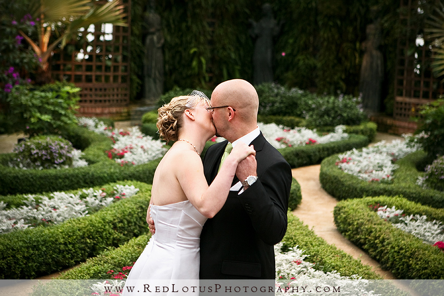 030610-phipps-conservatory-wedding-034