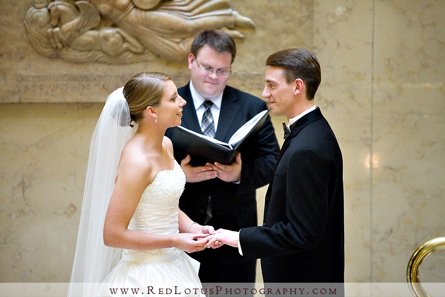 072810-carnegie-museum-wedding-25