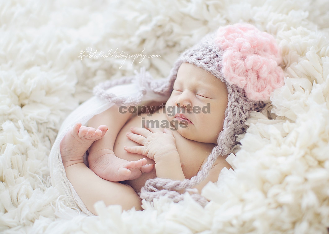 newborn-photographer-Pittsburgh-01