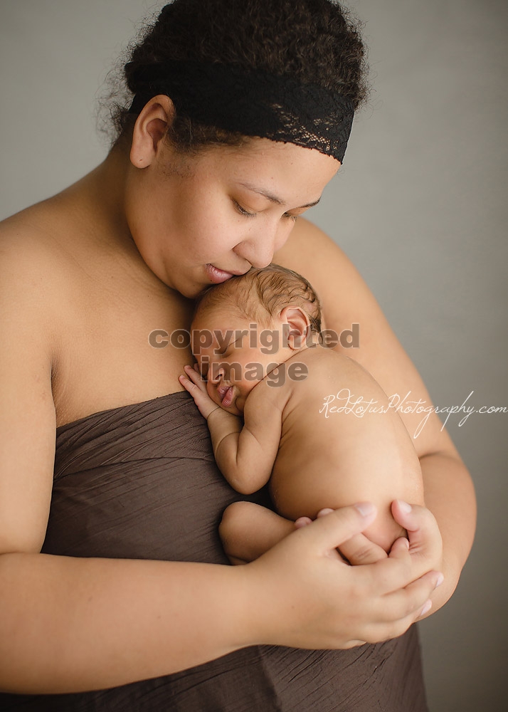 Pittsburgh-newborn-photographer-03